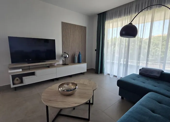 Casa Galene - Terrace & Heated Pool 아파트 아데제